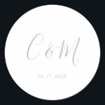 Elegant Silver Monogram Bröllop Runt Klistermärke<br><div class="desc">Elegant bröllop Sticker</div>