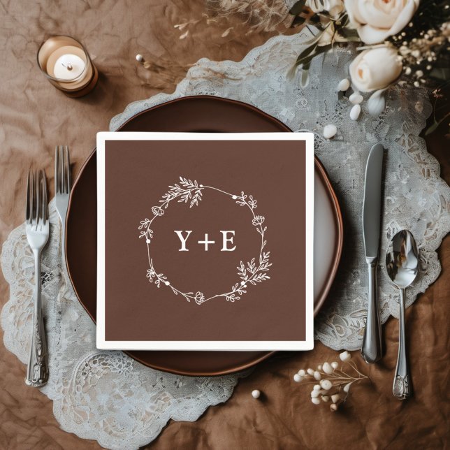 Elegant Simple Brown Monogrammed Bröllop Pappersservett (Skapare uppladdad)