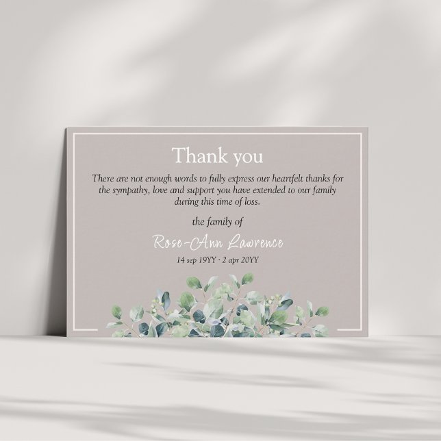 Elegant simple eucalyptus green sympathy funeral tack kort (Skapare uppladdad)