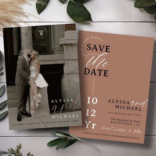 Elegant Simple Modern Mocha Mousse Photo Bröllop Spara Datumet (Elegant modern photo typography script simple wedding save the date, black & white, mocha mousse)