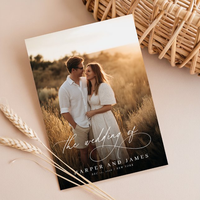 Elegant Simple Script QR Code Photo Budget Wedding Inbjudningar (Skapare uppladdad)