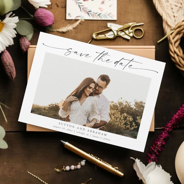 Elegant Skrift Bröllopsfoto Spara Datum Magnet (An elegant photo wedding save the date magnet with handwritten script and minimal typography.)