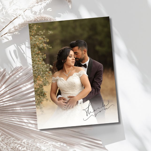 Elegant Skript Bröllopsfoto Tack  Vykort (Elegant Script Wedding Photo Thank You Postcard)