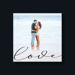 Elegant-skript | Foto-Kanvastryck Canvastryck<br><div class="desc">Anpassa sträckt arbetsyta med ditt eget handskript "kärlek" för foto- och anpassningsbar-elegant. Välj mellan två färg av skriptet så att det bäst kostymer dina foton.</div>