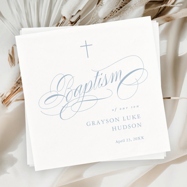 Elegant skript kalligrafi dammig blå pojkar dop pappersservett (Elegant calligraphy dusty blue boys baptism napkins.)