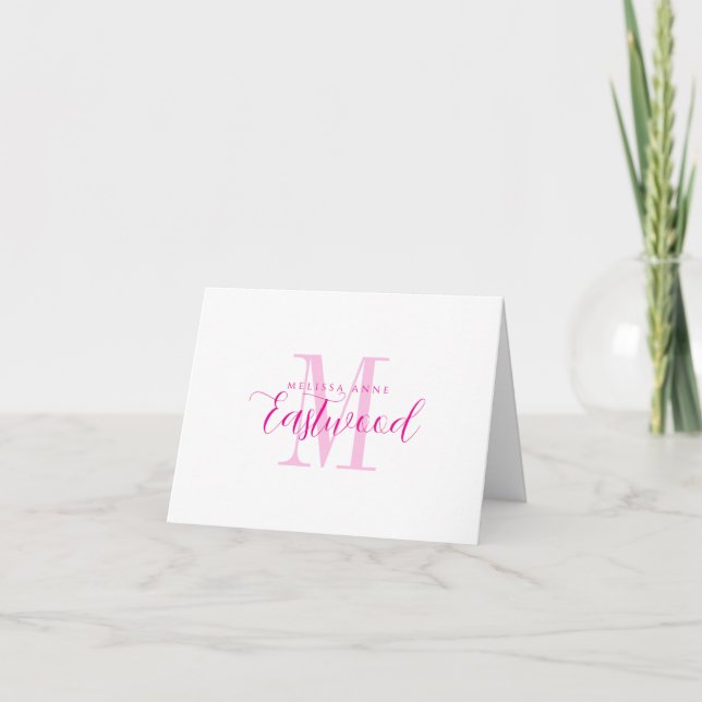 Elegant Skript Namn Hot Pink Monogram Vikta Anteckningskort (Framsida)