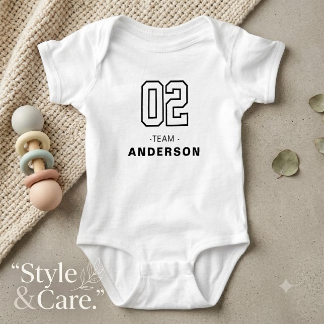 Elegant skript Personlig baby bodysuit Anpassade T Shirt (Elegant Script Personalized Baby Bodysuit Customs)