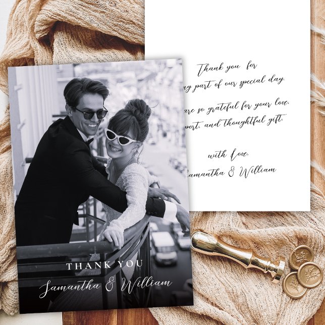 Elegant Skript Svart Vitt Foto Bröllop Tack Kort (Skapare uppladdad)