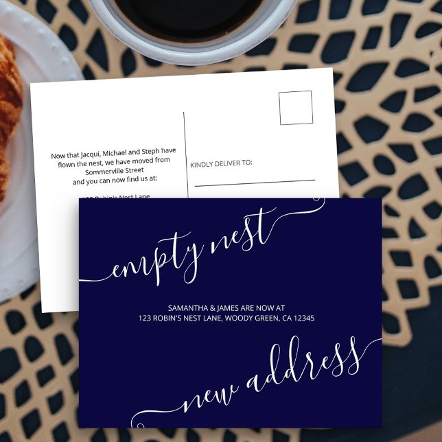 Elegant skript Tomt boende Ny adress Meddelande Vykort (New Address postcard with minimalist design and elegant script)