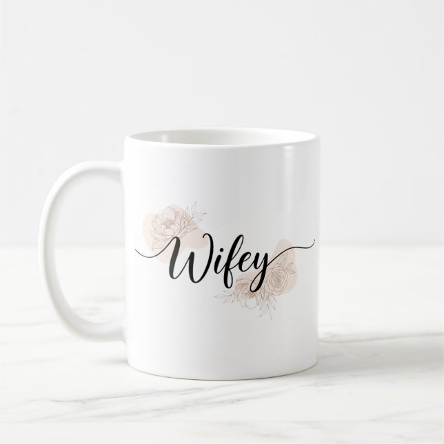 Elegant skript Wifey Blommig Kaffe Mugg (Vänster)