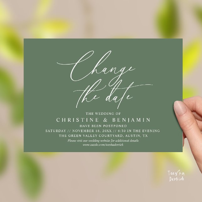 Elegant skriptbyte datum bröllop uppskjuta  inbjudningar (Elegant Script Change the Date Wedding Postponement Invitation Card in Sage Green)