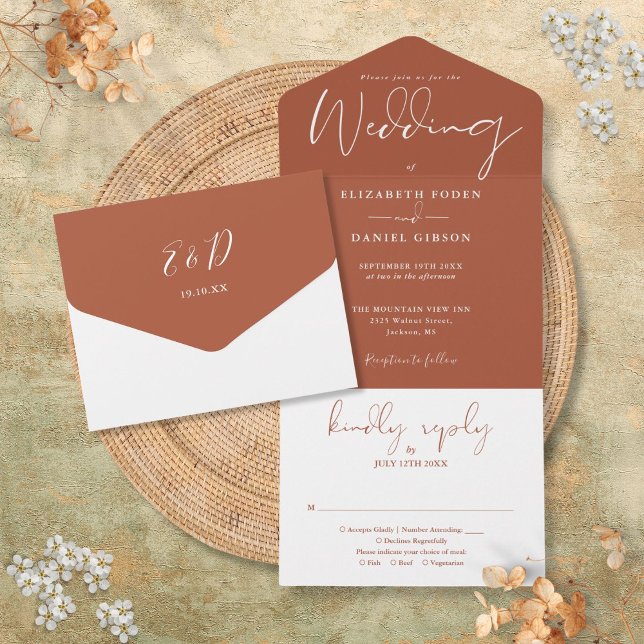 Elegant skriptmonogram terrakotta bröllop (Elegant Script Monogram Terracotta Wedding All In One Invitation)