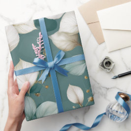 Elegant smaragdblad vit blommönster presentpapper