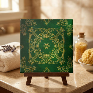 Elegant smaragdgrön guld keltisk knutmönsterdamask kakelplatta