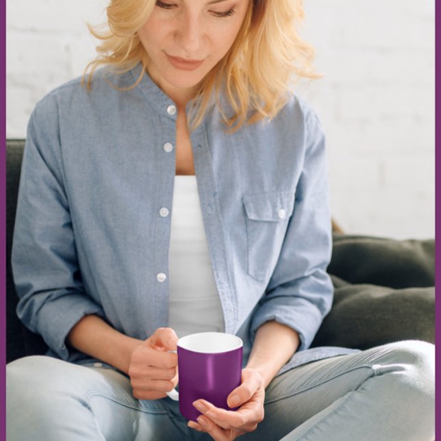 - Elegant Solid Plum - Kaffe Mugg (Mockup 1)