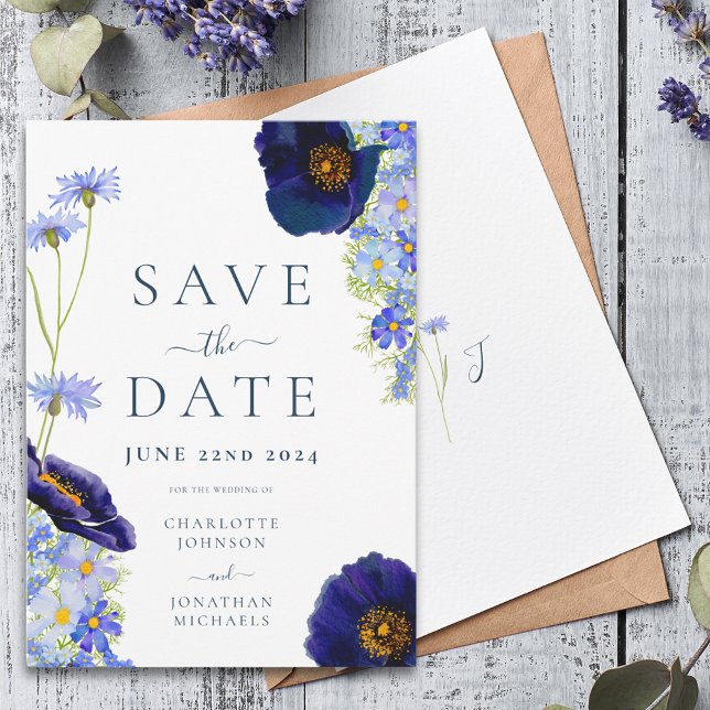 Elegant, sommartid, Blommigt Blue Bröllop spara da Spara Datumet (Modern wildflower blue floral wedding save the date invitation with stylish typography script )