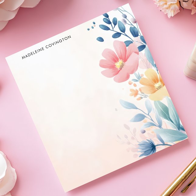 Elegant Söt Pastel Blommigt Personlig Namn Anteckningsblock (Skapare uppladdad)