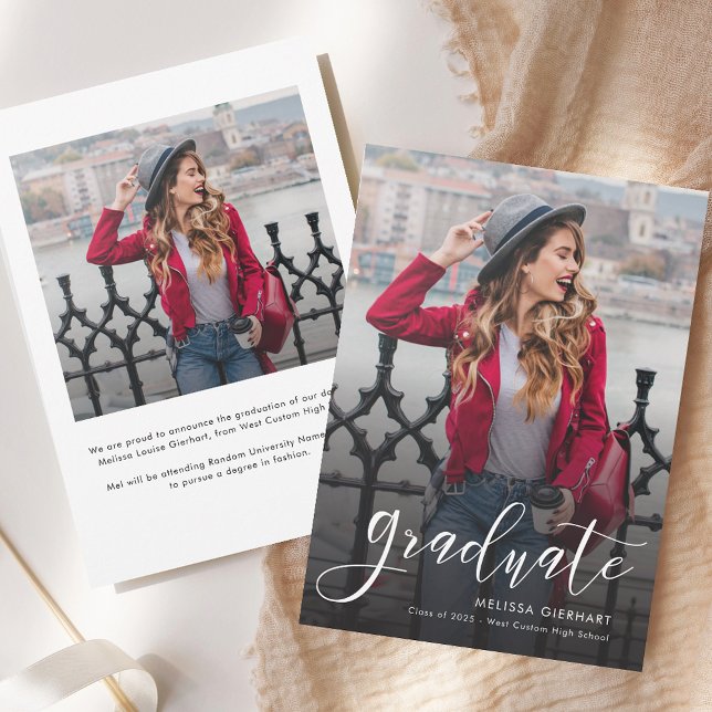 Elegant Studenten Script Photo 2025 Grad Meddelande (2025 Graduation Script 2 Photos Announcement)