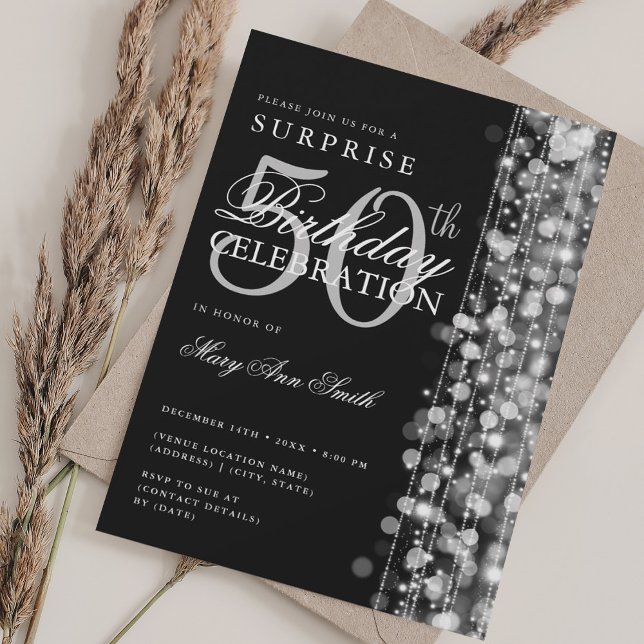 Elegant Surprise 50:e födelsedagssparkles Silver Inbjudningar (Elegant Surprise 50th Birthday Sparkles Silver Invitation)