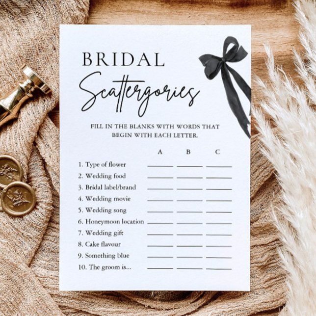 Elegant svart bow bröllopsdusch Scattergories-spel Inbjudningar (Elegant Black Bow Bridal Shower Scattergories Game)