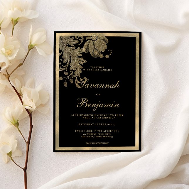 Elegant, svart guld snöre blommigt bröllop inbjudningar (Elegant classy black gold lace floral wedding)