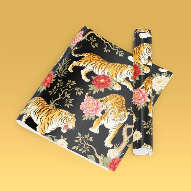 Elegant svart kineseri tiger- och pionmönster presentpapper (Skapare uppladdad)