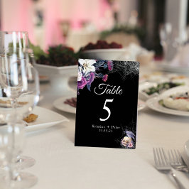 Elegant svart lila gotisk blomster skalle bröllop bordsnummer