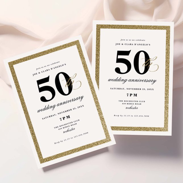 Elegant svart och guld 50-års bröllopsjubileum inbjudningar (Elegant black and gold glitter milestone wedding anniversary invitations.)