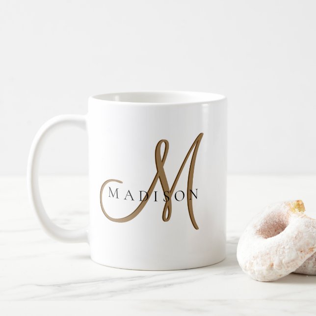 Elegant svart och guld monogram stil skrift kaffemugg (Med munk)