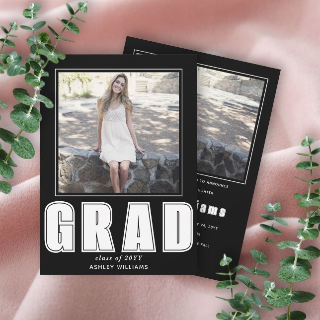 Elegant svart och vitt GRAD-klass för 2025-foto Meddelande (Skapare uppladdad)