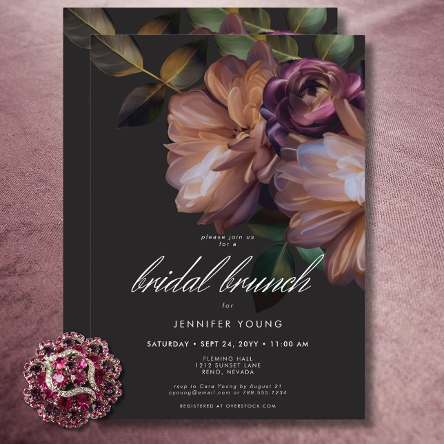 Elegant svart stämningsfull blomsterbröllopsbrunch inbjudningar (Elegant Black Moody Floral Bridal Brunch Invitation)