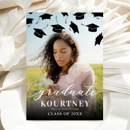 Elegant svart-vit fotoutexamineringsinbjudan inbjudningar