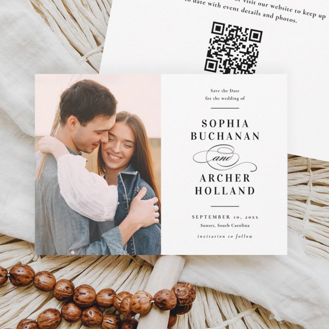 Elegant svart-vit QR-kod för fotobryllop Spara Datumet (Elegant type black and white photo wedding save the date card with QR Code.)