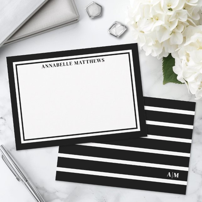 Elegant svart-vit randig monogram anteckningskort (Elegant Black White Striped Monogram Note Card )