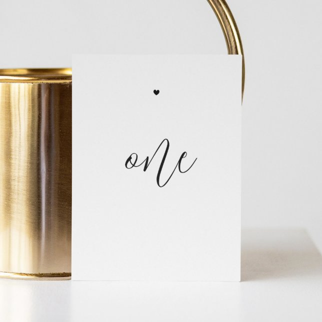 Elegant, svartvit, minimalistiskt skript bröllop bordsnummer (Skapare uppladdad)