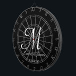 Elegant Svartvit Monogram - Anpassningsbar Namn Darttavla<br><div class="desc">Elegant Black and White Monogram Initial Namn Anpassningsbar Dart Board</div>