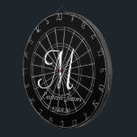 Elegant Svartvit Monogram - Anpassningsbar Namn Darttavla<br><div class="desc">Elegant Black and White Monogram Initial Namn Anpassningsbar Dart Board</div>
