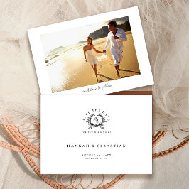 Elegant Svartvitt Monogram Vapensköld Bröllop Spara Datumet