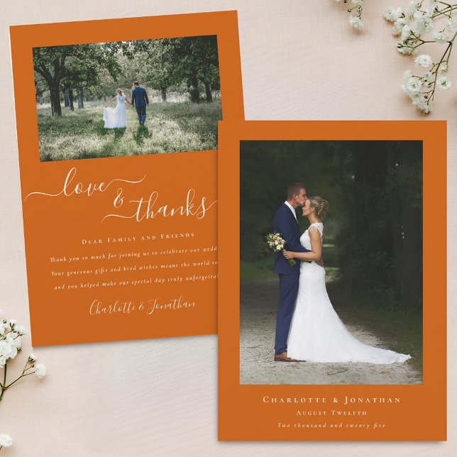Elegant tack 2 fotoförbränning Orange Bröllop Kort (Modern Thanks 2 Photo elegant script burnt orange wedding thank you flat card Landscape & portrait )