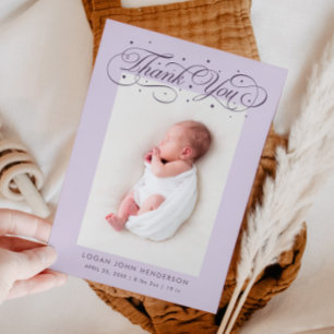 Elegant Tack Calligraphy Lila Birth Meddelande