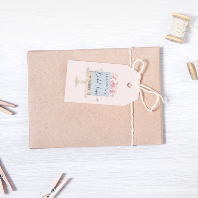 Elegant tårta Pastell Script Font Bröllopsdusch Presentetikett (Skapare uppladdad)