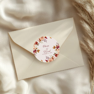 Elegant Taupe Blommig Bröllopsdekal Namn Datum Runt Klistermärke