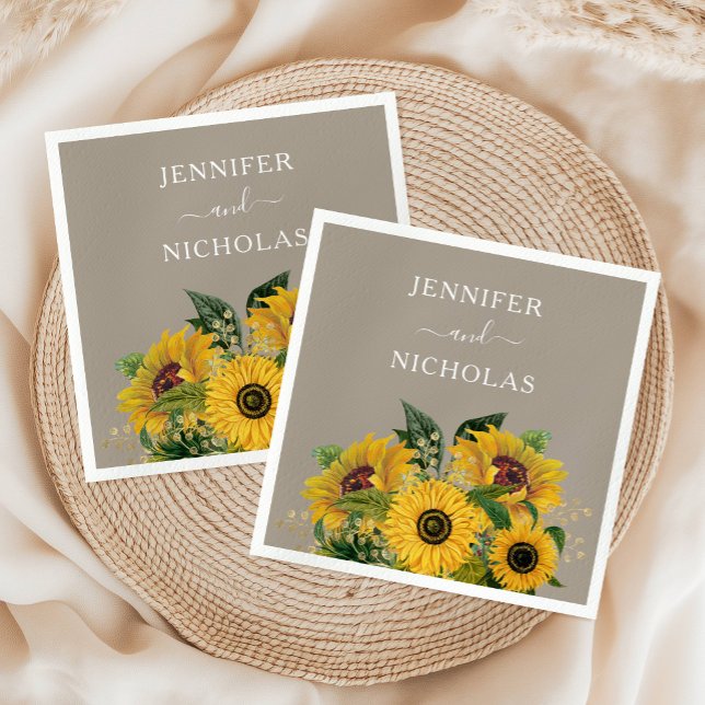 Elegant Taupe Blommigt Bröllop Pappersservett (Elegant Taupe Floral Wedding Napkins)