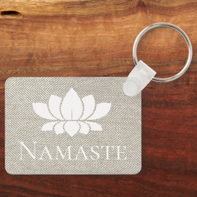 Elegant Taupe Herringbone Namaste vit Lotus Nyckelring (Framsida)
