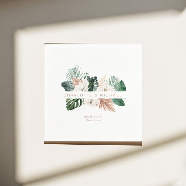 Elegant, tropisk, rödbar bröllop pappersservett (Customer specific, elegant, tropical, leafy wedding napkins.)