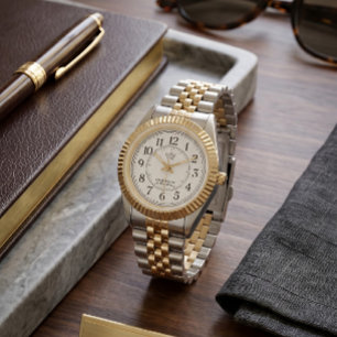 Elegant tvåtonsmetallklocka med räfflad bezel armbandsur