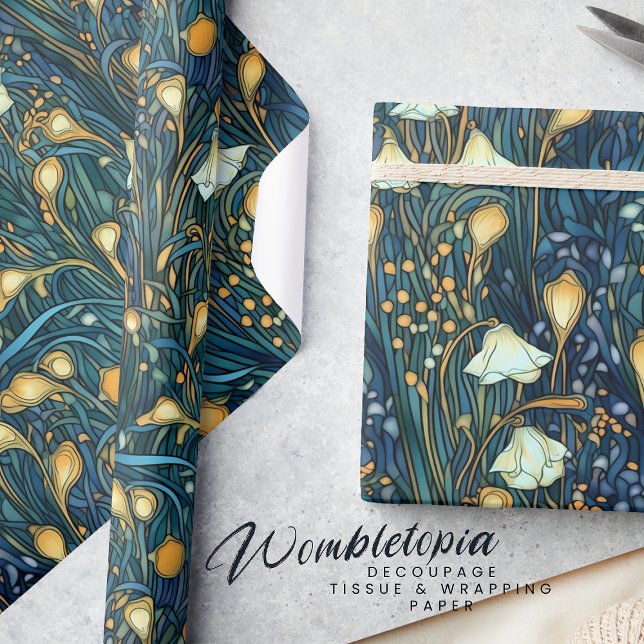 Elegant Twilight Garden Blommönster Presentpapper (Skapare uppladdad)
