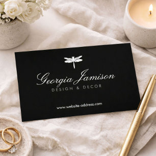 Elegant Typ Dragonfly Logotyp på Svart Visitkort