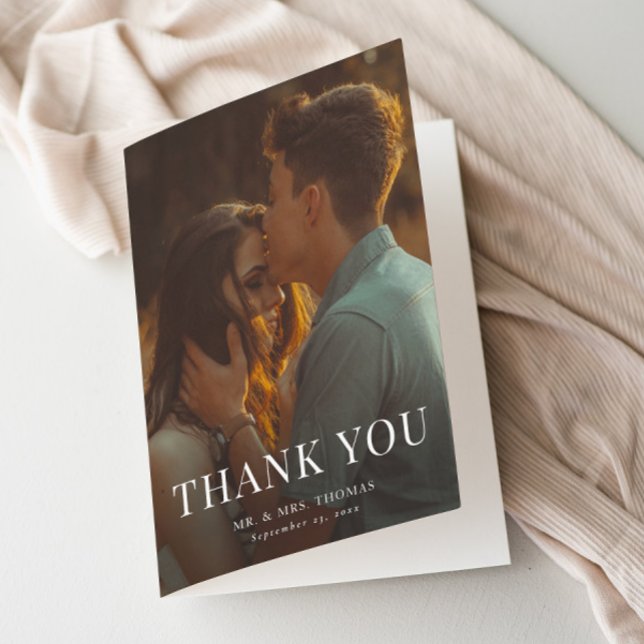 Elegant Typ Minimal Foto  Tack Kort (Simple Type Overlay Photo Thank You Cards.)