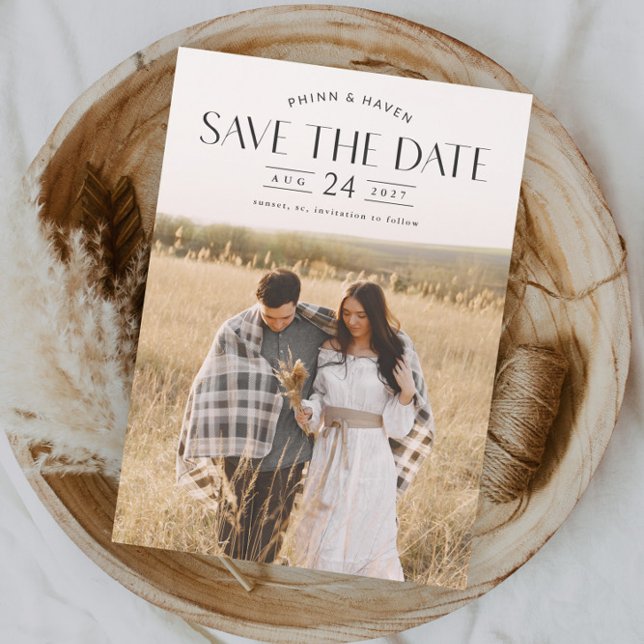 Elegant typografi Foto Bröllop Spara Datum Magnetisk Inbjudningskort (Elegant Typography Wedding Photo Save the Date Magnetic Card. )